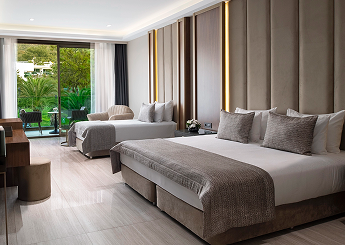 Superior Kara Manzaralı Oda